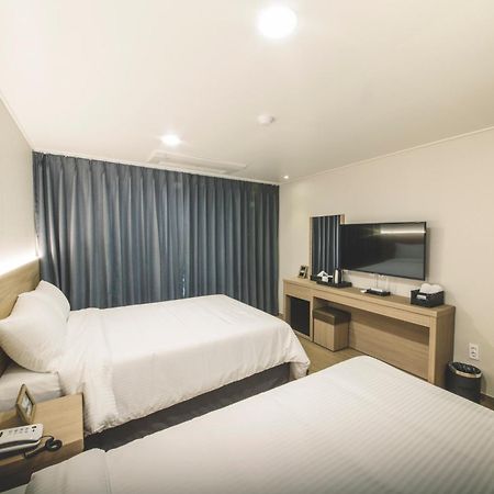 Harbor Hotel Jeju Rum bild